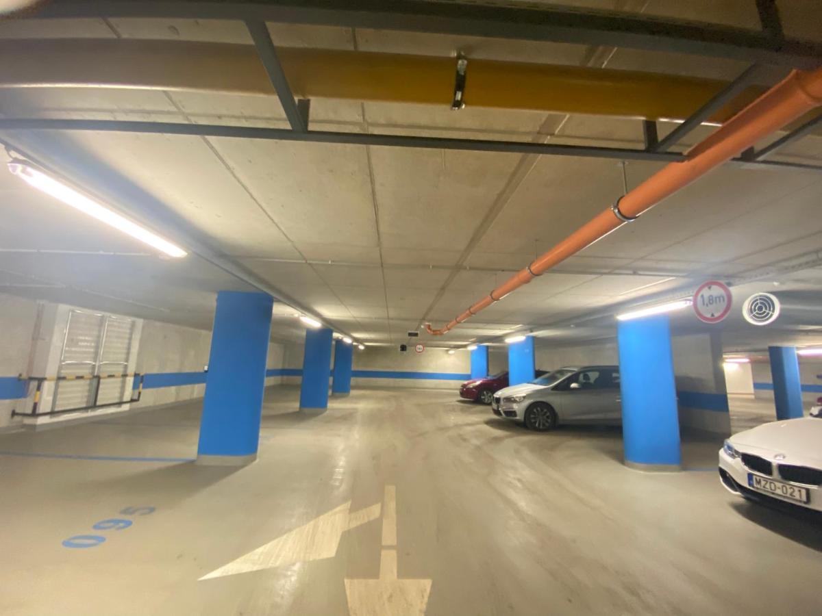 New In - Free Parking * Boedapest