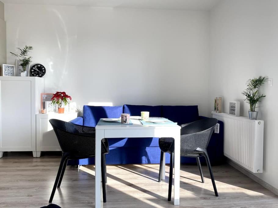 New In - Free Parking Appartement *